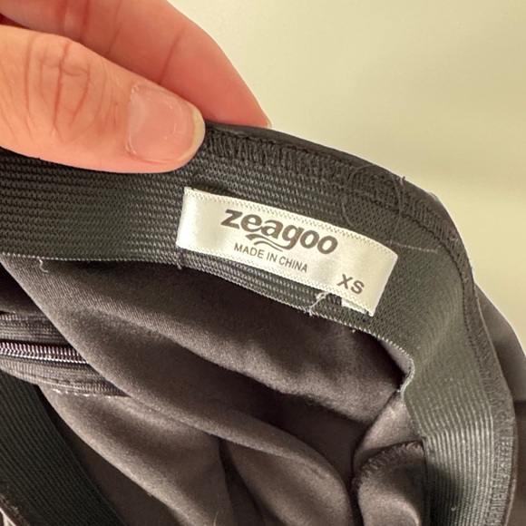 Zeagoo Black Silk Skirt XS - Picture 6 of 6